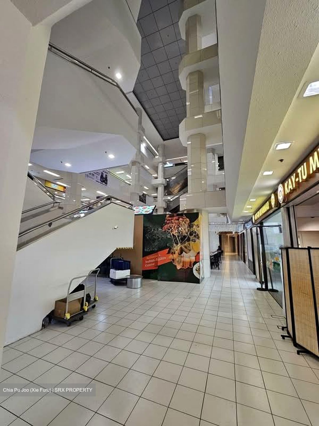 The Adelphi (D6), Retail #604185711